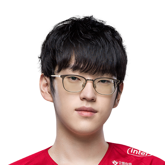 自从她在国 自从她在国